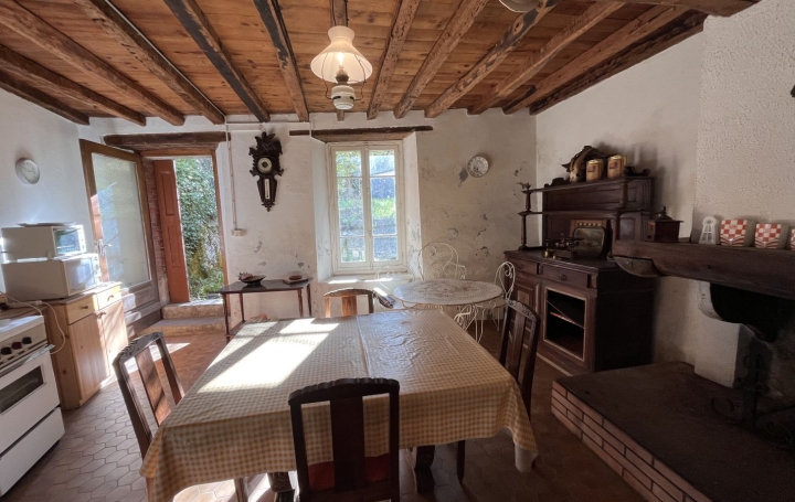 Maison CHATEAU-VERDUN (09310)  130 m2 75 000 € 