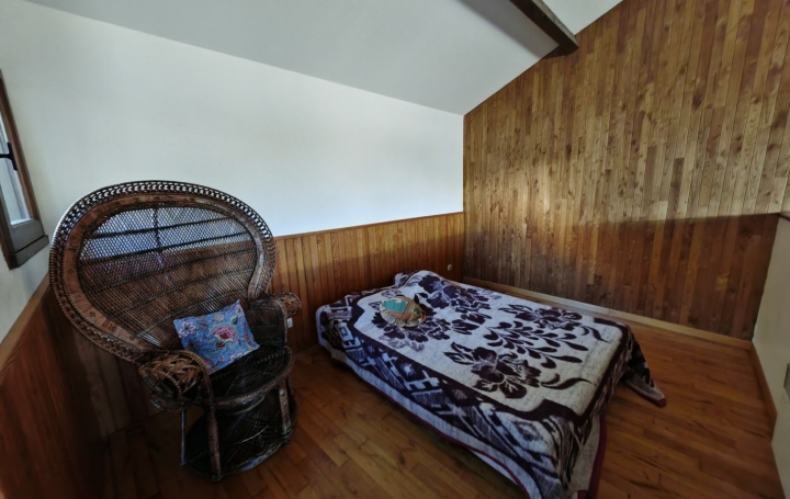Maison AX-LES-THERMES (09110)  114 m2 185 000 € 