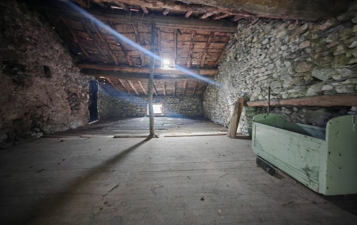 Maison LUZENAC (09250)  60 m2 50 000 € 