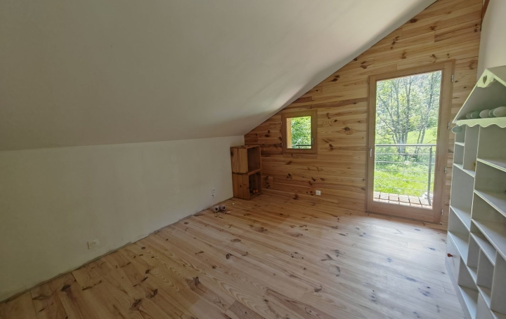 Maison AX-LES-THERMES (09110)  123 m2 294 800 € 