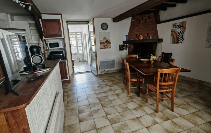 Maison de village LES CABANNES (09310)  89 m2 145 000 € 