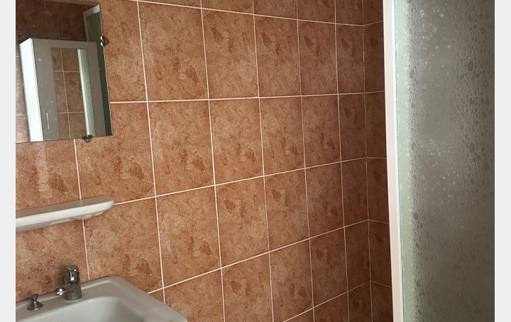 Maison VICDESSOS (09220)  66 m2 99 500 € 