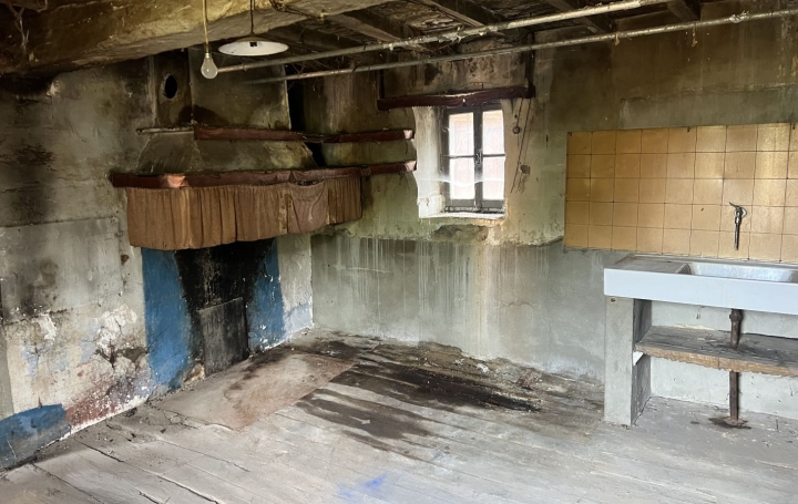Maison ARIGNAC (09400)  85 m2 55 000 € 