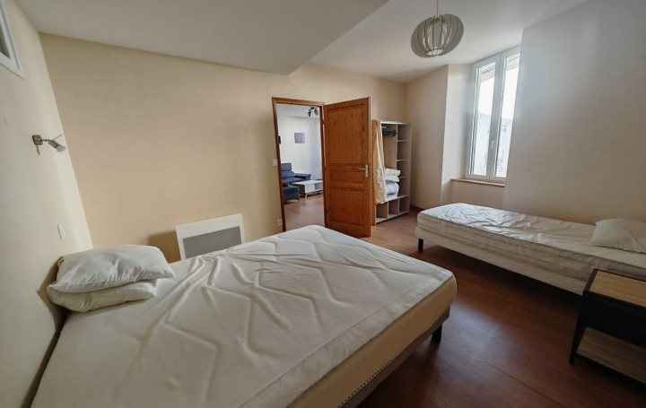 3 Pièces AX-LES-THERMES (09110)  77 m2 198 900 € 