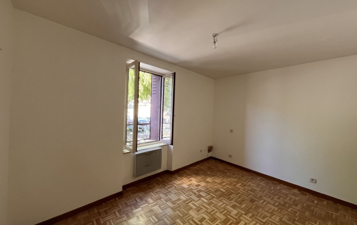 Maison TARASCON-SUR-ARIEGE (09400)  53 m2 63 000 € 