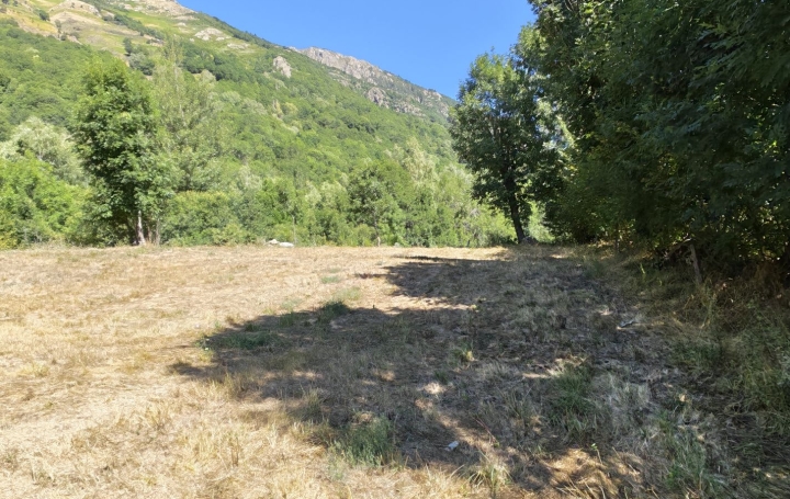 Terrain AX-LES-THERMES (09110)   34 600 € 