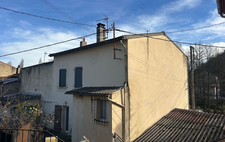 Immeuble LAVELANET (09300)  124 m2 131 000 € 