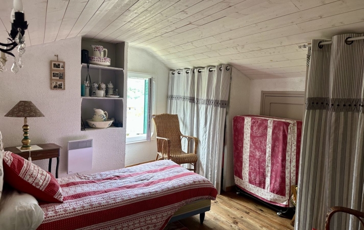 Maison AX-LES-THERMES (09110)  127 m2 245 000 € 