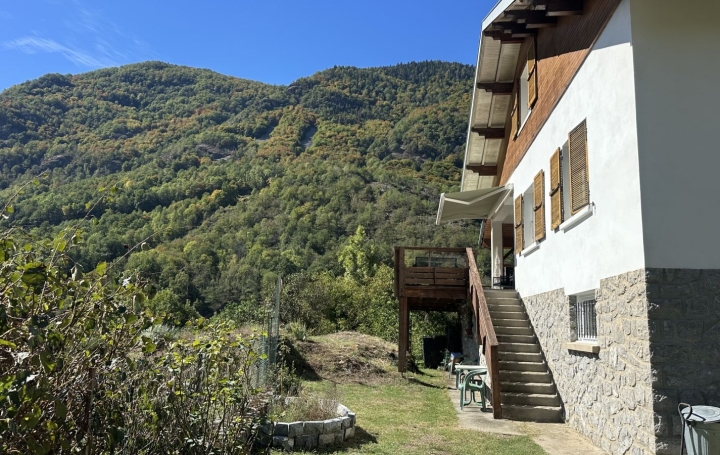 Maison AX-LES-THERMES (09110)  118 m2 319 000 € 