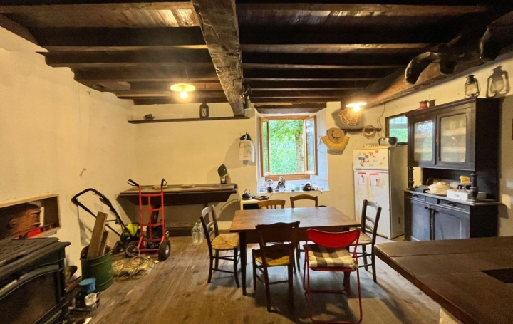 Maison SAURAT (09400)  72 m2 135 000 € 