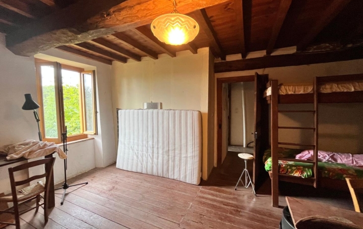 Maison SAURAT (09400)  72 m2 135 000 € 