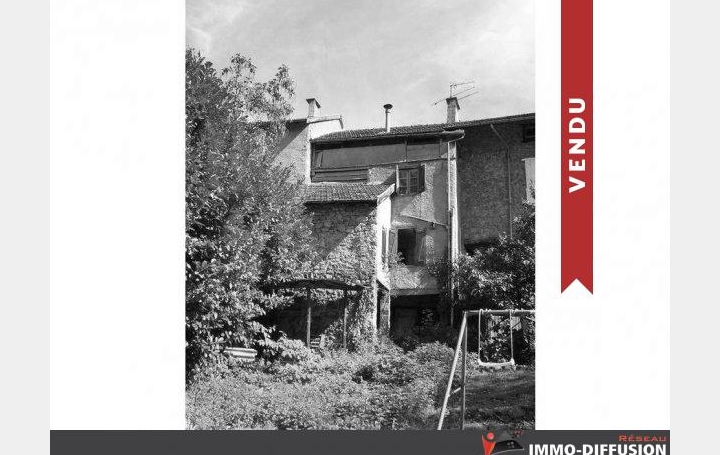 Réseau Immo-diffusion : Maison  CAPOULET-ET-JUNAC  100 m2 35 000 € 