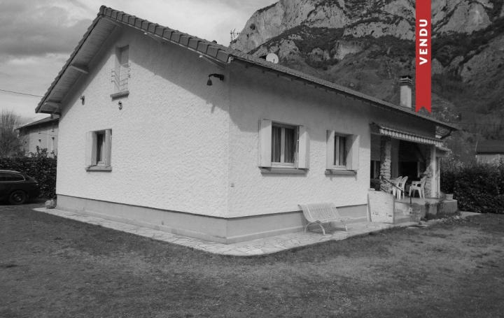 Réseau Immo-diffusion : Maison  SINSAT  140 m2 125 000 € 