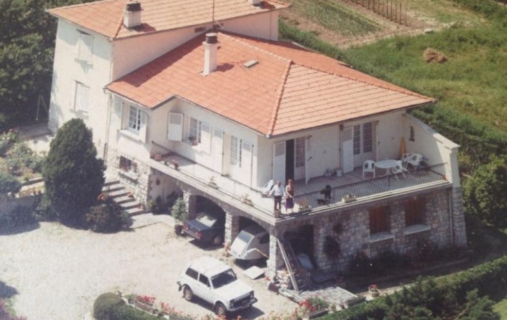 Réseau Immo-diffusion : Maison  LAVELANET  174 m2 199 000 € 