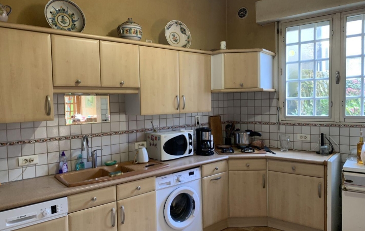 Maison RILHAC-XAINTRIE (19220)  157 m2 70 850 € 