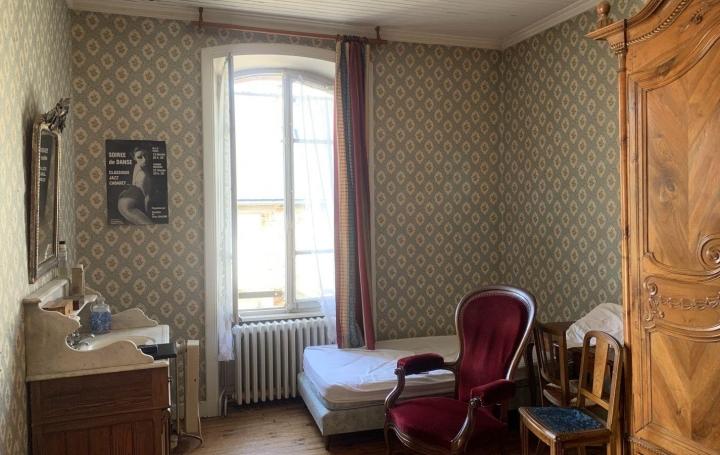 Maison RILHAC-XAINTRIE (19220)  157 m2 70 850 € 