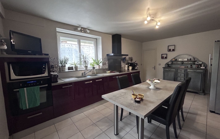 Maison ARGENTAT-SUR-DORDOGNE (19400)  200 m2 274 900 € 