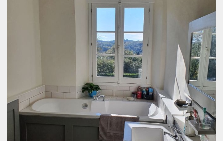 Propriété SEXCLES (19430)  265 m2 572 000 € 