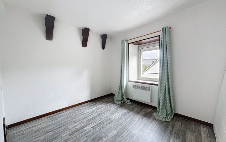 Immeuble ARGENTAT-SUR-DORDOGNE (19400)  112 m2 141 000 € 