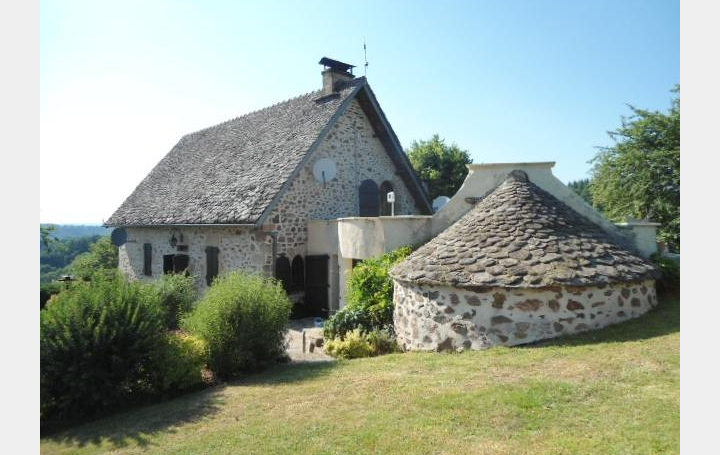 Réseau Immo-diffusion : Maison  SAINT-BONNET-ELVERT  145 m2 236 900 € 