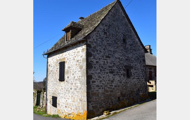 Réseau Immo-diffusion : Maison  SERVIERES-LE-CHATEAU  70 m2 44 000 € 