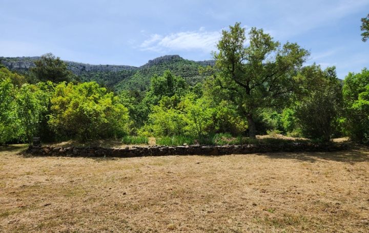 Maison AURIOL (13390)  474 m2 423 000 € 