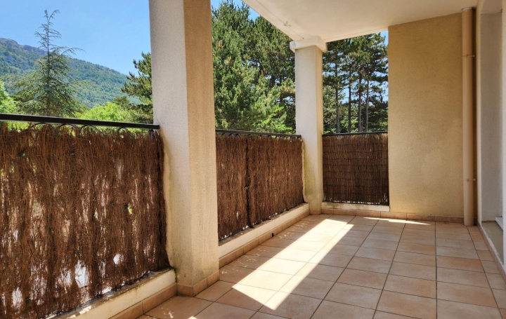 2 Pièces PLAN-D'AUPS-SAINTE-BAUME (83640)  45 m2 156 000 € 