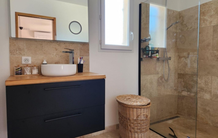 Maison PLAN-D'AUPS-SAINTE-BAUME (83640)  105 m2 400 000 € 