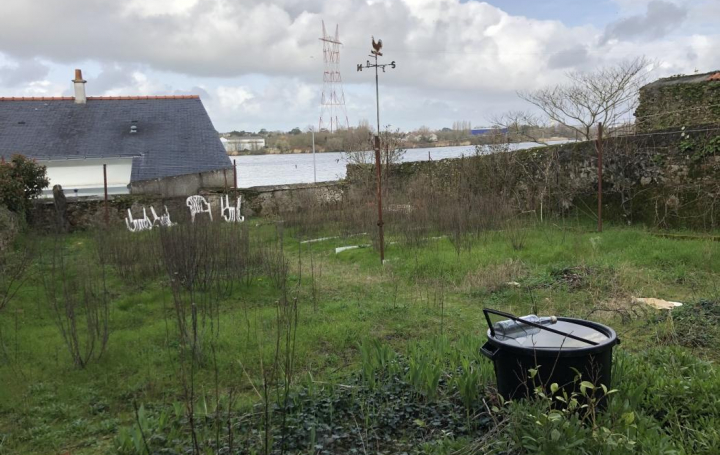 Réseau Immo-diffusion : Terrain  LE PELLERIN   99 000 € 