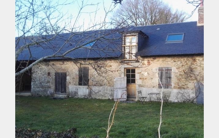 Réseau Immo-diffusion : Maison  SAINT-GERMAIN-DE-COULAMER  86 m2 400 € 