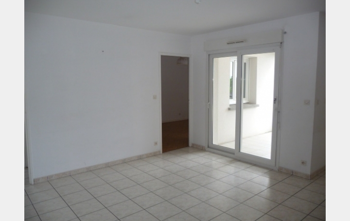 2 Pièces VILLAINES-LA-JUHEL (53700)  47 m2 400 € 