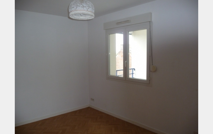 2 Pièces VILLAINES-LA-JUHEL (53700)  47 m2 400 € 