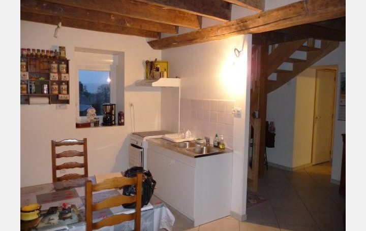 Maison LOUPFOUGERES (53700)  83 m2 555 € 