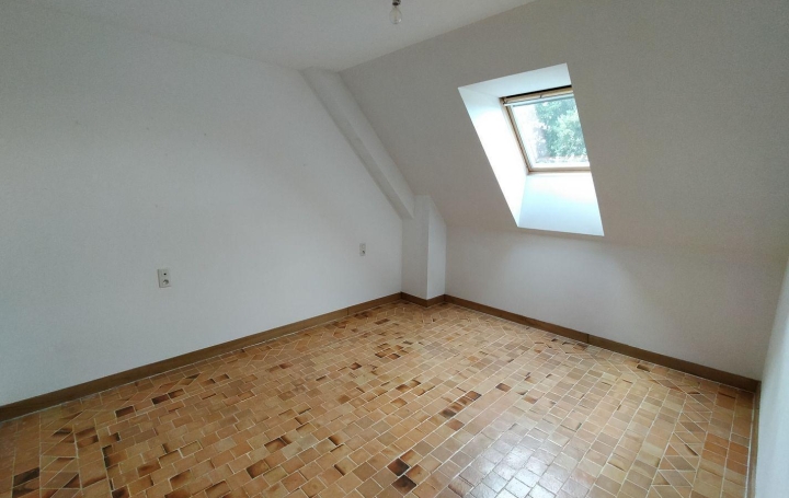 Maison COURCITE (53700)  125 m2 700 € 