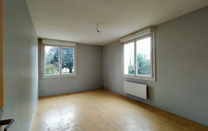 2 Pièces VILLAINES-LA-JUHEL (53700)  37 m2 350 € 