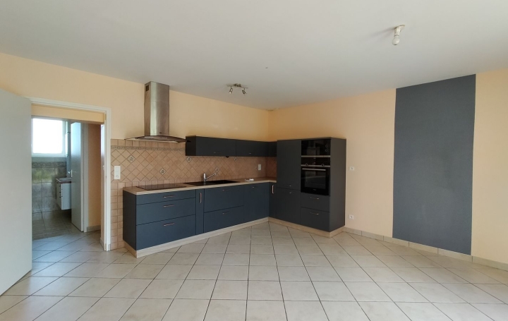 Maison LE HAM (53250)  87 m2 775 € 