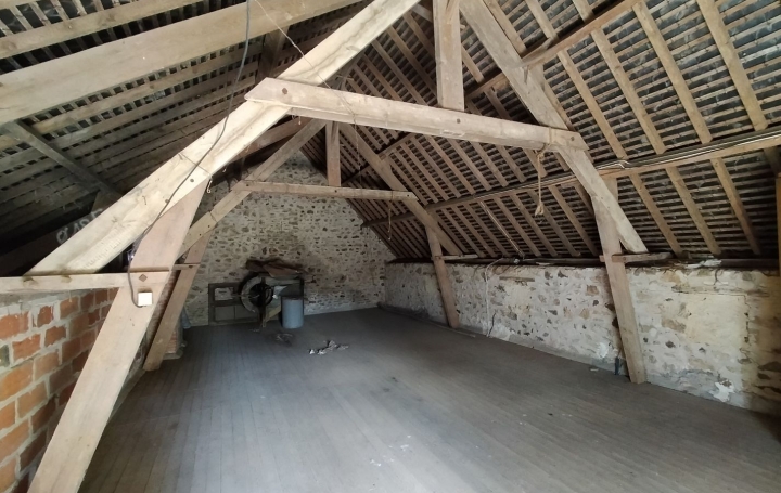 Maison LE HAM (53250)  87 m2 775 € 