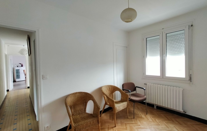 Maison VILLAINES-LA-JUHEL (53700)  74 m2 700 € 
