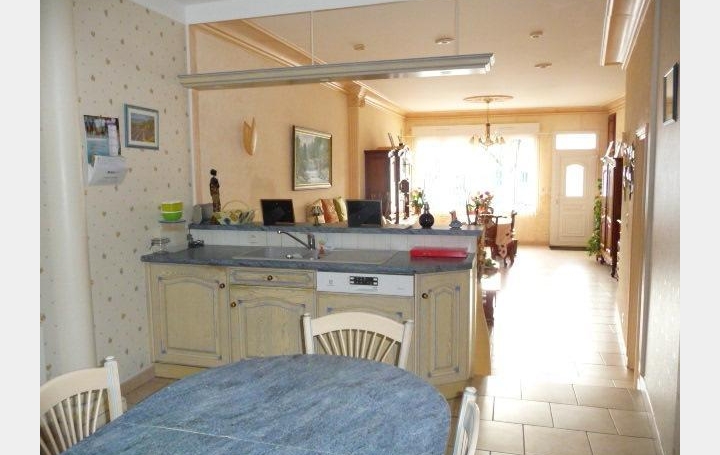 Maison de ville VILLAINES-LA-JUHEL (53700)  127 m2 85 500 € 