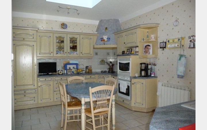 Maison de ville VILLAINES-LA-JUHEL (53700)  127 m2 85 500 € 