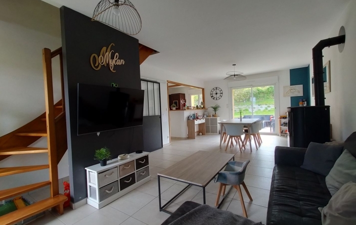 Maison VILLAINES-LA-JUHEL (53700)  92 m2 142 000 € 