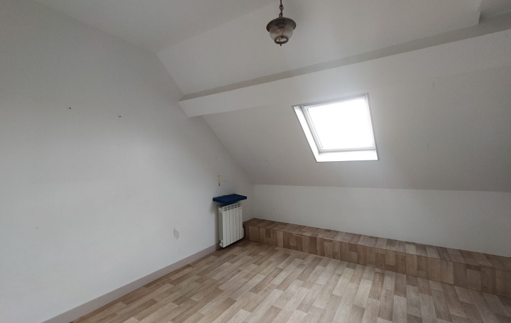 Maison LE RIBAY (53640)  93 m2 94 000 € 