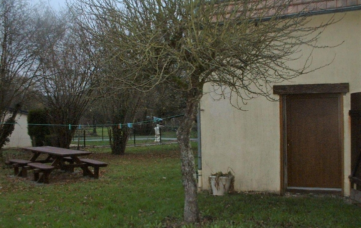 Maison de village GESVRES (53370)  70 m2 68 000 € 