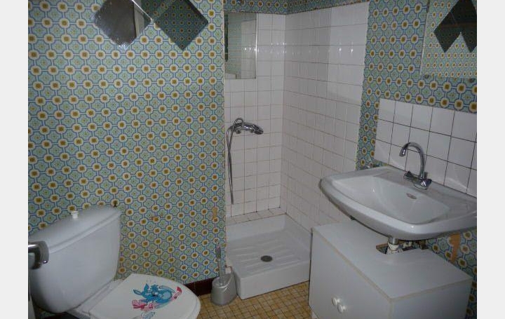 Maison de ville VILLAINES-LA-JUHEL (53700)  126 m2 96 000 € 