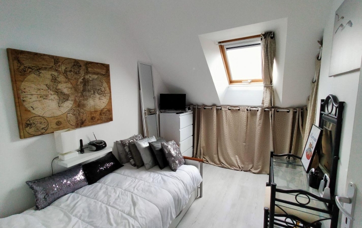 Maison de ville VILLAINES-LA-JUHEL (53700)  290 m2 190 000 € 