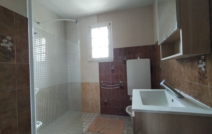 Maison COURCITE (53700)  80 m2 80 500 € 