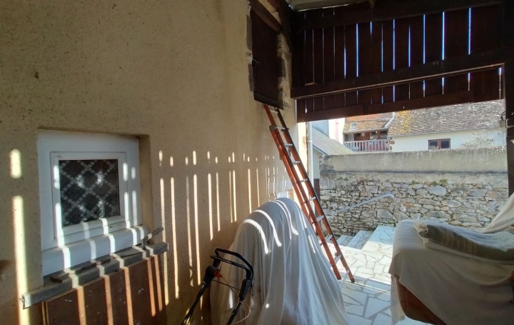 Maison de village SAINT-AUBIN-DE-LOCQUENAY (72130)  40 m2 52 800 € 