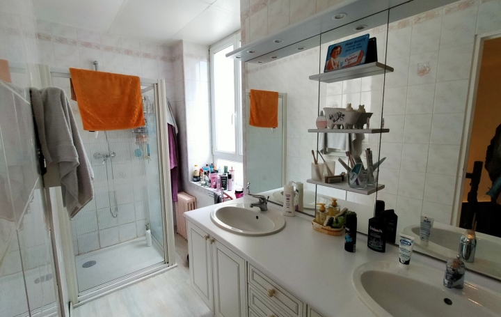 Maison de village COURCITE (53700)  158 m2 167 500 € 