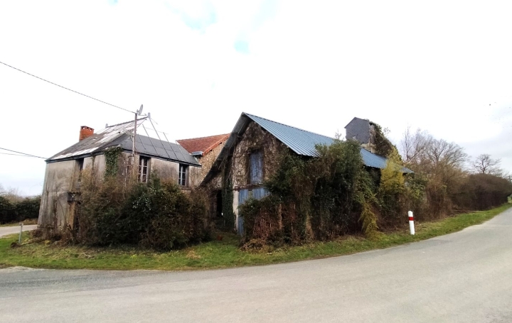 Maison LE HAM (53250)  100 m2 32 000 € 