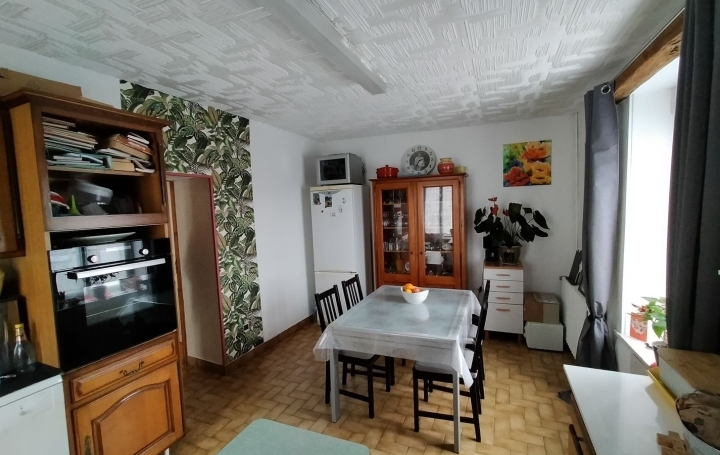 Maison de village AVERTON (53700)  85 m2 83 500 € 